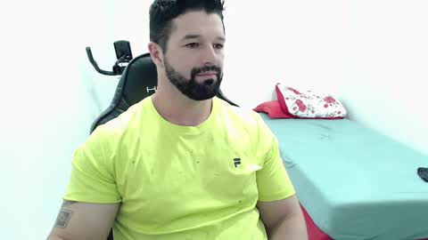 Snapshot of richrolland chatting on 03-04-25, 04:27 Rickseduction online show from 03-04-25, 04:27