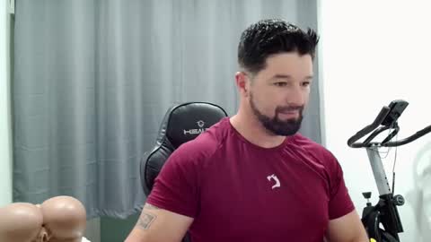 Snapshot of richrolland chatting on 11-19-25, 03:39 Rickseduction online show from 11-19-25, 03:39