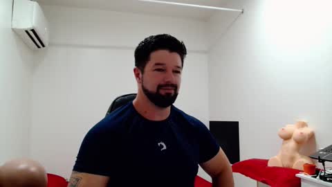 Snapshot of richrolland chatting on 01-05-26, 09:18 Rickseduction online show from 01-05-26, 09:18