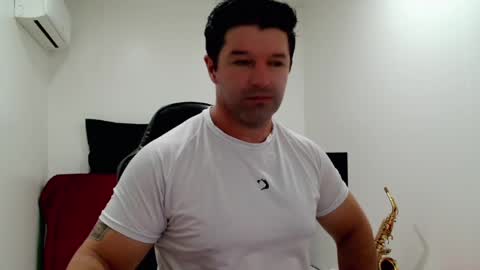 Snapshot of richrolland chatting on 04-07-26, 12:05 Rickseduction online show from 04-07-26, 12:05