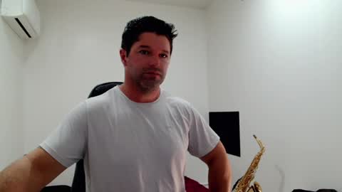 Snapshot of richrolland chatting on 04-16-26, 11:22 Rickseduction online show from 04-16-26, 11:22