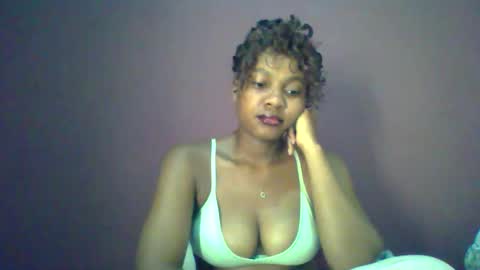 ricie001 online show from 05-19-26, 12:33