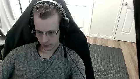 Snapshot of rickgosling chatting on 09-25-25, 09:35 rickgosling online show from 09-25-25, 09:35