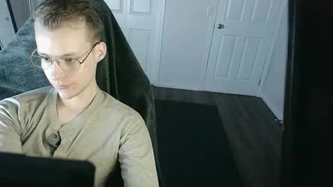 Snapshot of rickgosling chatting on 12-02-25, 04:18 rickgosling online show from 12-02-25, 04:18