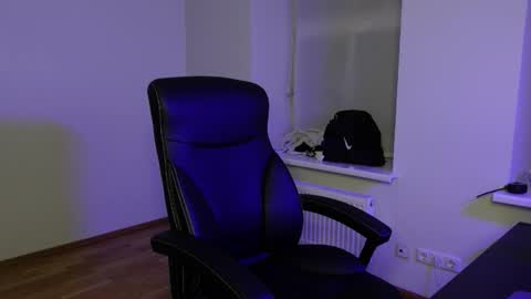 Snapshot of ricky_becko chatting on 02-14-26, 10:50 RICKY BECKO online show from 02-14-26, 10:50