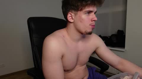 Snapshot of ricky_becko chatting on 03-04-26, 08:59 RICKY BECKO online show from 03-04-26, 08:59