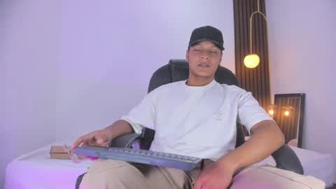 Ricky  online show from 01-17-25, 09:17