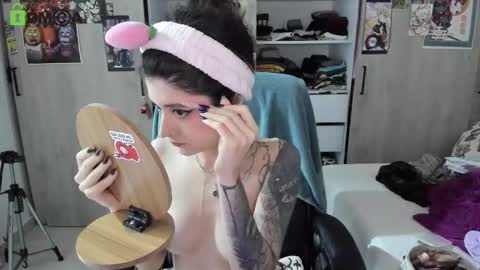 Snapshot of rickydicot_13 chatting on 02-17-25, 01:47 RickyDicot 13 online show from 02-17-25, 01:47