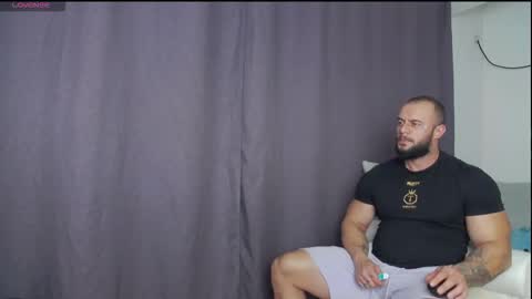 Snapshot of rickymiami1 chatting on 09-17-25, 05:58 rickymiami1 online show from 09-17-25, 05:58