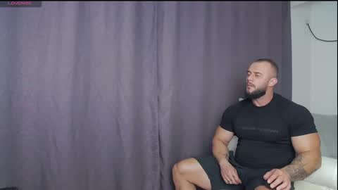 Snapshot of rickymiami1 chatting on 09-21-25, 06:42 rickymiami1 online show from 09-21-25, 06:42