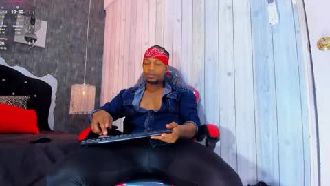 RicoBrowm online show from 12-24-24, 03:38