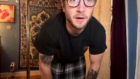 Snapshot of ricracks11 chatting on 01-19-25, 03:50 ricracks11 online show from 01-19-25, 03:50