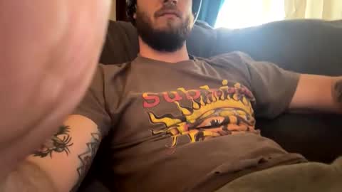 Snapshot of ricracks11 chatting on 03-14-26, 04:01 ricracks11 online show from 03-14-26, 04:01