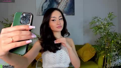 Layla online show from 03-20-26, 09:14