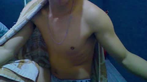 Snapshot of rignerhorn chatting on 03-25-26, 11:38 Rignerhorn online show from 03-25-26, 11:38