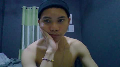 Snapshot of rignerhorn chatting on 03-29-26, 08:14 Rignerhorn online show from 03-29-26, 08:14