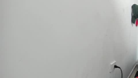 Rihanna hotx online show from 03-21-26, 01:21