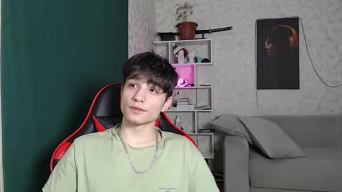 Snapshot of rik_and chatting on 03-09-25, 03:49 Rick online show from 03-09-25, 03:49