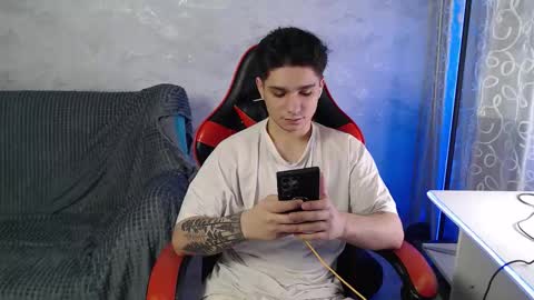 Snapshot of rik_and chatting on 11-26-25, 06:14 Rick online show from 11-26-25, 06:14