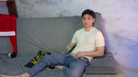 Snapshot of rik_and chatting on 01-06-26, 01:42 Rick online show from 01-06-26, 01:42