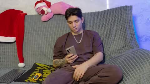 Snapshot of rik_and chatting on 01-08-26, 07:54 Rick online show from 01-08-26, 07:54