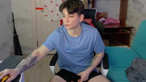 Snapshot of rik_and chatting on 02-10-26, 10:58 Rick online show from 02-10-26, 10:58