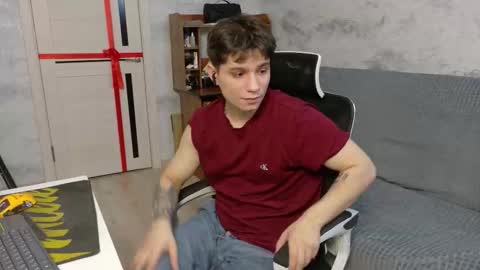 Snapshot of rik_and chatting on 03-05-26, 09:11 Rick online show from 03-05-26, 09:11