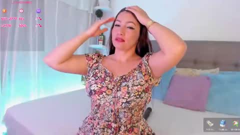 Snapshot of rikaking_ chatting on 02-04-25, 11:38 alexia online show from 02-04-25, 11:38