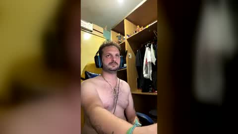 rikardo9996 online show from 08-01-26, 02:11