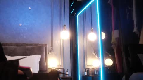    if you wanna buy smth stockingsph etc  custom videos or pics  online show from 09-12-25, 11:32