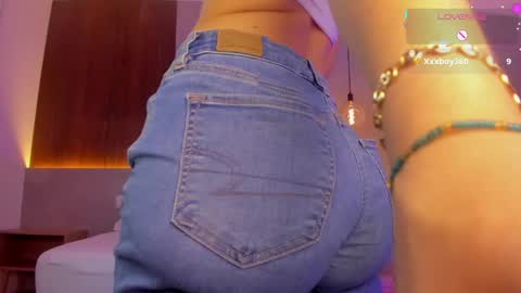 Riley Sierra online show from 06-04-26, 01:06