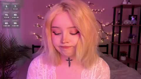 Snapshot of riley_vice chatting on 05-27-26, 10:34 Sofia online show from 05-27-26, 10:34