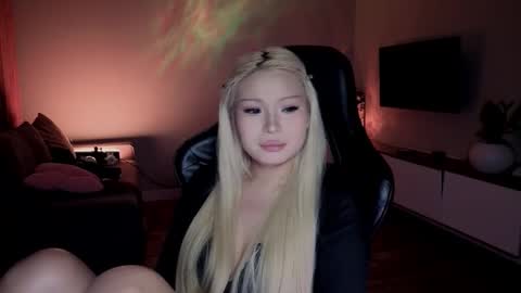 rileymee online show from 03-03-26, 03:23