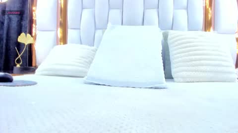 Riley online show from 10-28-25, 12:09