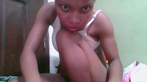 rinah654271 online show from 05-08-26, 04:01
