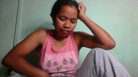 Snapshot of rinah856024 chatting on 01-08-26, 04:37 rinah856024 online show from 01-08-26, 04:37