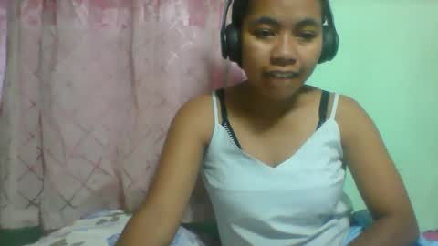 Snapshot of rinah856024 chatting on 02-05-26, 06:23 rinah856024 online show from 02-05-26, 06:23