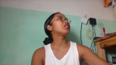 rinah856024 online show from 05-13-26, 06:44
