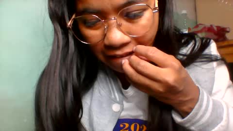 Snapshot of rinah856024 chatting on 06-24-26, 05:45 rinah856024 online show from 06-24-26, 05:45