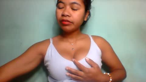 Snapshot of rinah856024 chatting on 07-31-26, 02:44 rinah856024 online show from 07-31-26, 02:44
