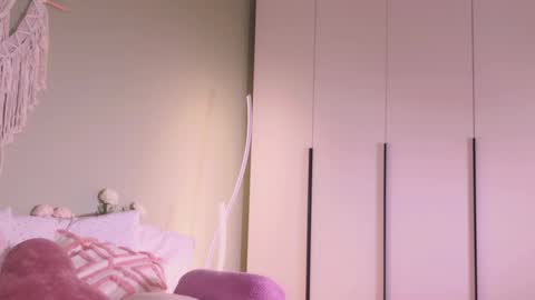 Rina online show from 10-20-25, 07:53