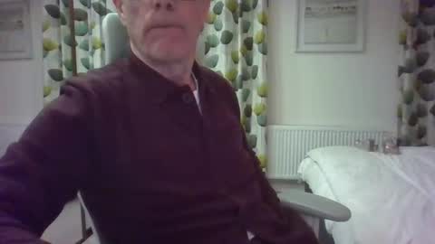 Snapshot of ringomar chatting on 11-30-25, 06:23 Rob online show from 11-30-25, 06:23