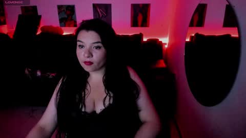 Snapshot of rini_bunny chatting on 11-19-25, 02:33 rini online show from 11-19-25, 02:33