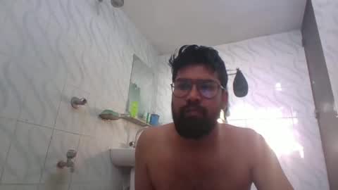 Snapshot of rio1992481019 chatting on 12-15-25, 09:35 Hot SEX online show from 12-15-25, 09:35