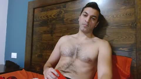 Snapshot of riomorado chatting on 01-04-25, 01:10 Rio Morado online show from 01-04-25, 01:10