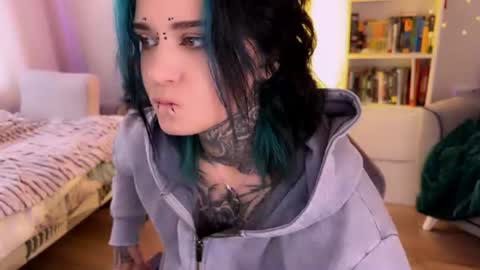   DianaBrite            fansl y online show from 07-06-26, 01:08