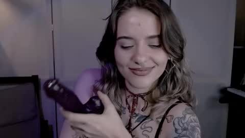 Snapshot of risha_laass chatting on 12-22-24, 07:21 risha_laass online show from 12-22-24, 07:21