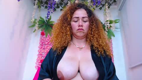 Snapshot of risitos_de_oro_ chatting on 04-23-26, 06:54 Risitos De Oro online show from 04-23-26, 06:54
