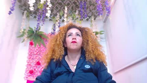 Snapshot of risitos_de_oro_ chatting on 05-15-26, 11:17 Risitos De Oro online show from 05-15-26, 11:17