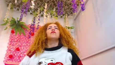 Snapshot of risitos_de_oro_ chatting on 05-31-26, 11:50 Risitos De Oro online show from 05-31-26, 11:50